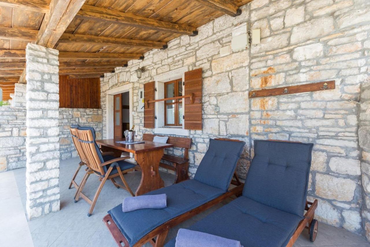 Holiday Homes Ana And Maria Kanfanar Zewnętrze zdjęcie